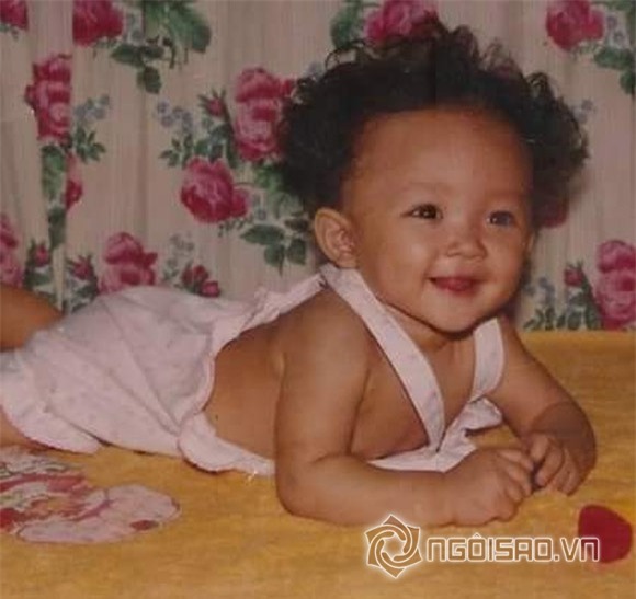 Tóc Tiên khoe ảnh thời thơ ấu cực yêu 2