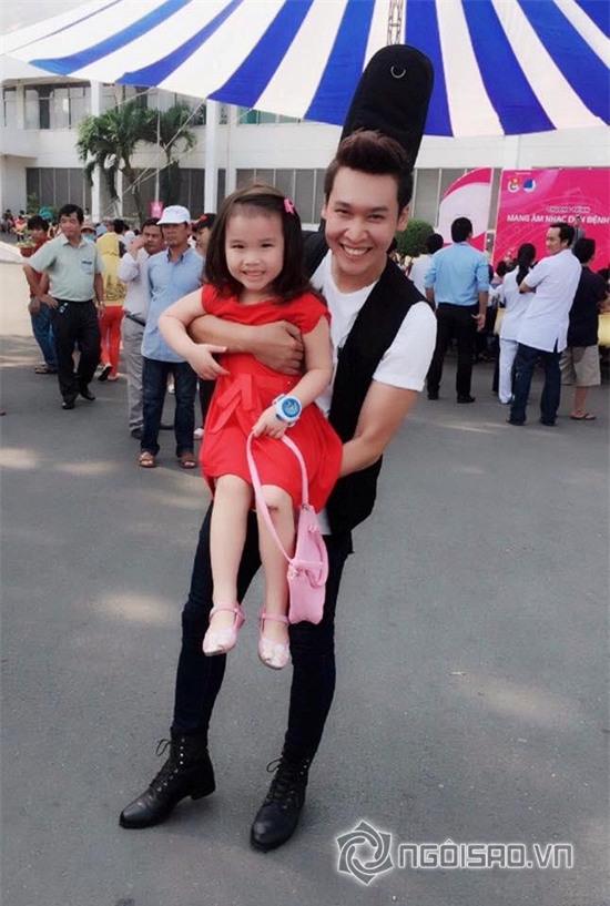 Vợ cũ MC Thành Trung bất ngờ khoe 'tình mới' 4