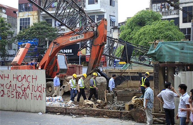 đường sắt; cần cẩu; Hà Nội