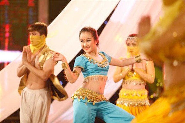 6 my nhan “dac biet” giong Angela Phuong Trinh
