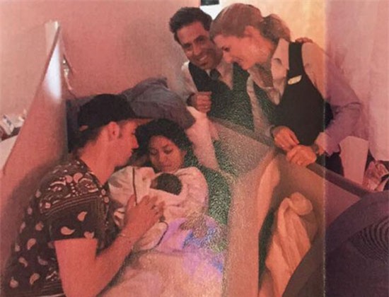 máy bay, mang bầu