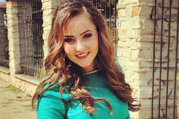 Anna Ursu rất mê chụp ảnh