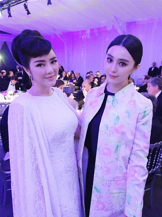 Lý Nhã Kỳ đọ sắc Phạm Băng Băng trên thảm đỏ Cannes