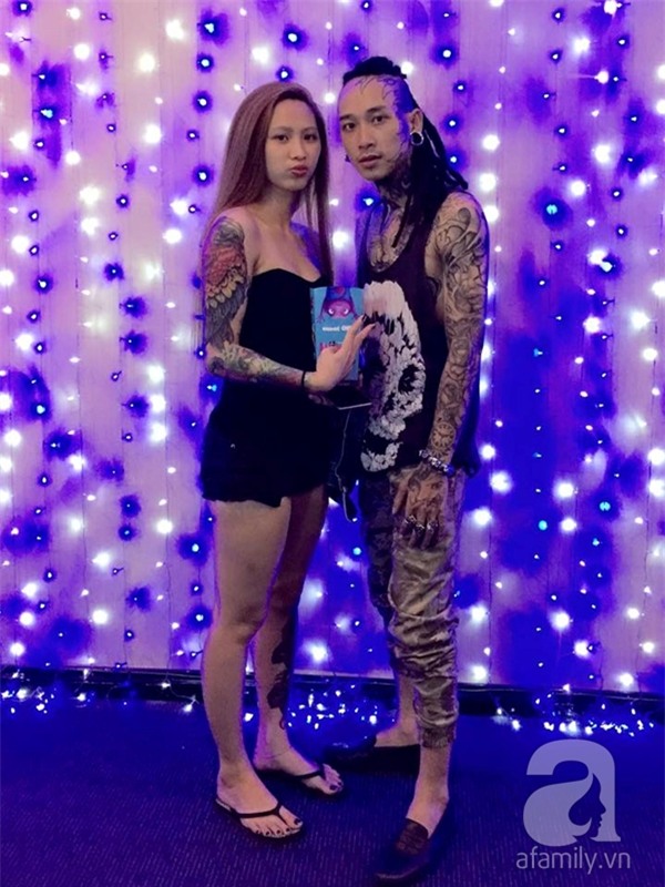 Ông bố xăm trổ khắp người thu nhập 100 triệu/tháng_3