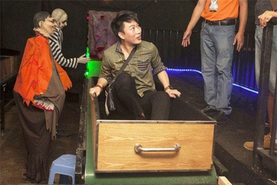 Thượng Hải, hỏa táng, trò chơi, 4D