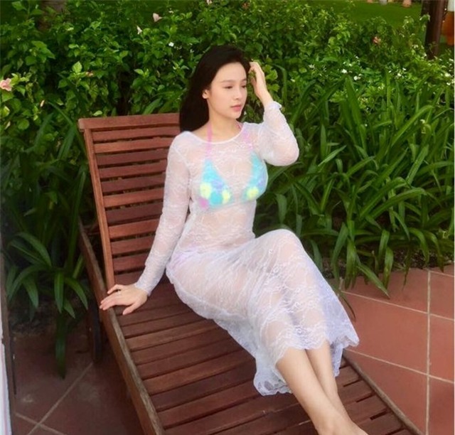 Hot girl Việt diện bikini khoe thân hình nóng bỏng
