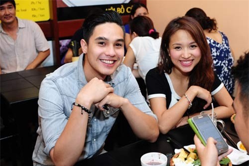 Sao Việt sau ly hôn: Người công khai, kẻ úp mở tình phi công