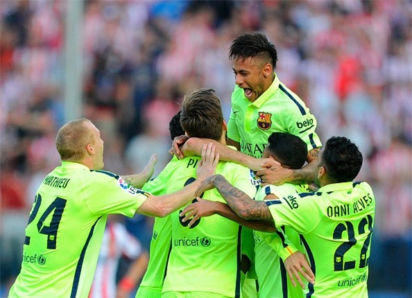 Sao Barca vỡ òa niềm vui trong lần thứ 23 vô địch La Liga