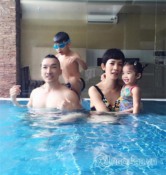 Xuân Lan đưa con gái sang bơi ké hồ bơi nhà Hà Hồ 5