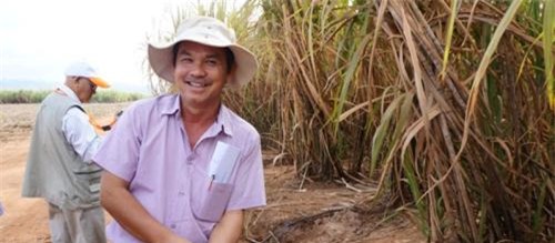 Đoàn Nguyên Đức, đại gia, nông nghiệp, bất động sản, cao su, mía đường, nuôi bò, bò sữa, Myanmar, HAGL, Campuchia, Attapeu, Đoàn-Nguyên-Đức, bầu-Đức, Hoàng-Anh-Gia-Lai, bò-sữa, cao-su, mía-đường, cọ-dầu, Lào, nông nghiệp, bất-động-sản