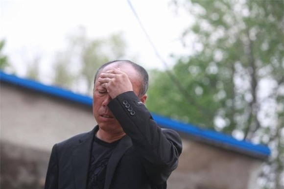 Xót lòng cảnh lợn chết ngổn ngang do điện giật 2