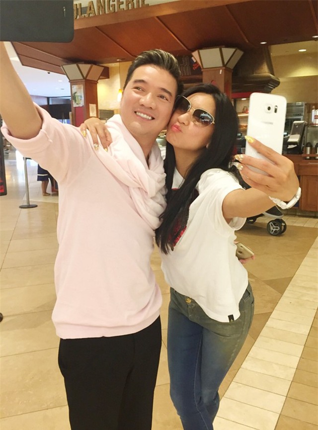 Mr. Đàm tình cờ gặp Y Phụng khi mua sắm ở Mỹ