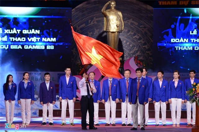 Quế Ngọc Hải đọc lời tuyên thệ trong lễ xuất quân SEA Games