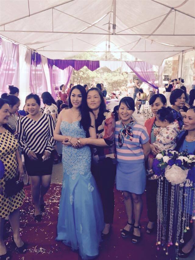 Những khoảnh khắc xinh xắn, dịu dàng, hiền hòa này của Phi Thanh Vân được lòng rất nhiều người hâm mộ.