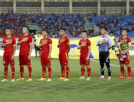 Công Vinh sẽ đá trung phong hay hộ công?