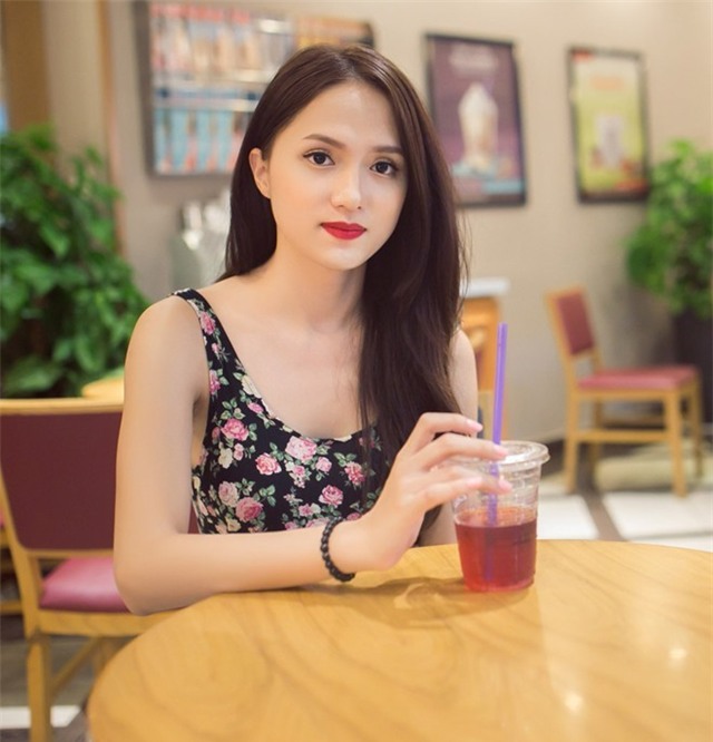 Hương Giang Idol: 'Bạn trai nhiều lần bỏ đi khi sống thử'