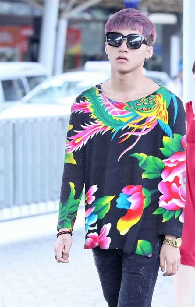 Ảnh chế Sơn Tùng M-TP, Isaac mặc trang phục 'chăn công'