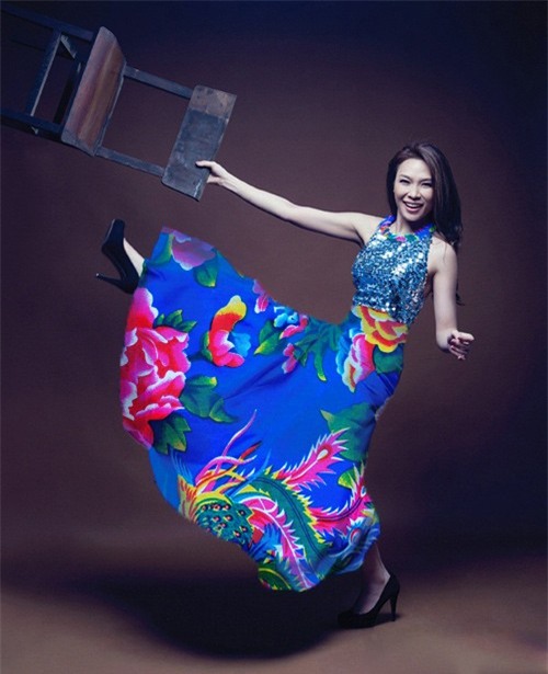 Ảnh chế Sơn Tùng M-TP, Isaac mặc trang phục 'chăn công'