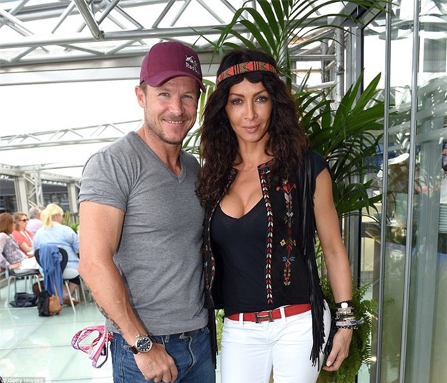 Ronaldo sánh bước cùng người đẹp tại Monaco GP