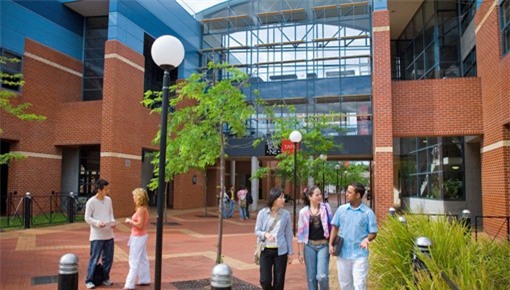 Swinburne chú trọng đầu tư cơ sở vật chất để sinh viên có môi trường học tập và sinh hoạt thuận tiện nhất. Ảnh: