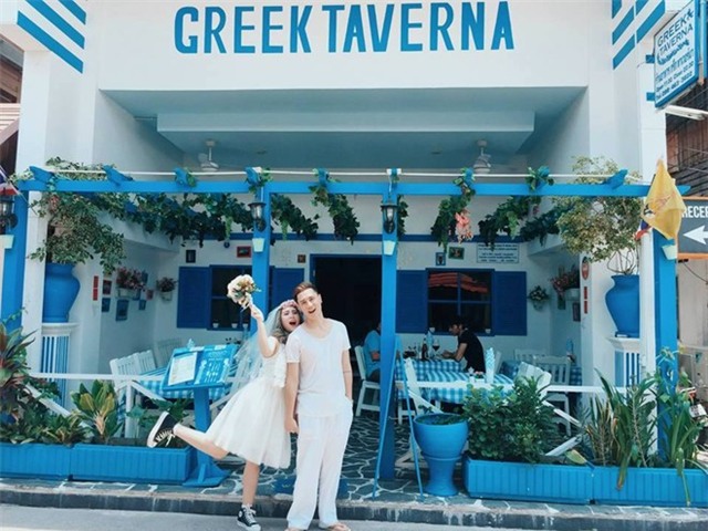 Ảnh cưới chụp bằng điện thoại của cặp hot teen Hà thành