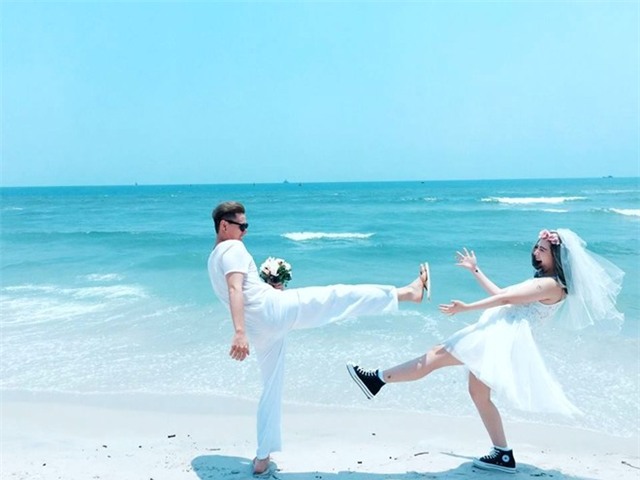 Ảnh cưới chụp bằng điện thoại của cặp hot teen Hà thành