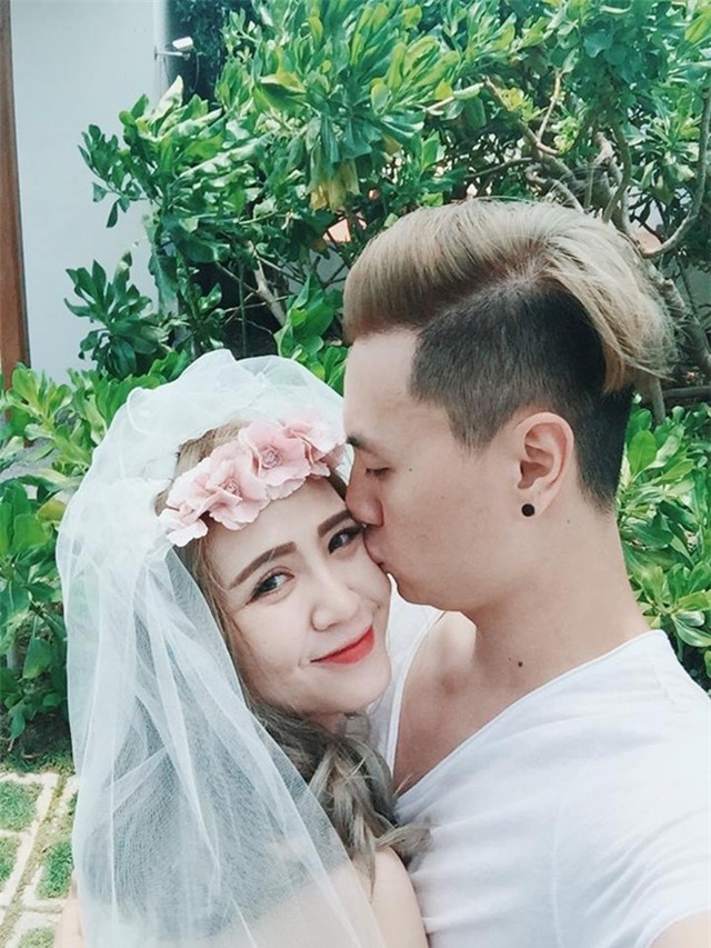 Ảnh cưới chụp bằng điện thoại của cặp hot teen Hà thành