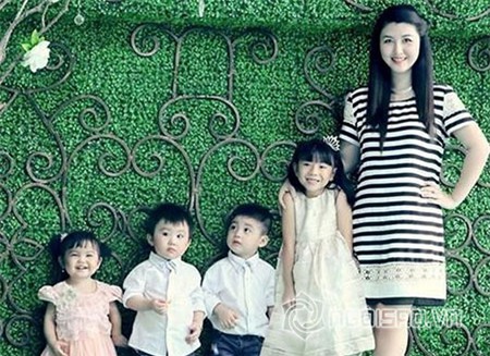 Chị gái Hoa hậu Đặng Thu Thảo hạnh phúc bên các nhóc tì xinh xắn, đáng yêu