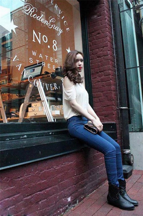 Cận cảnh sắc đẹp chị em gái các Hoa hậu xinh nhất Việt Nam