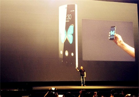 Bphone, BKAV