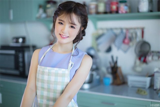 Một vài hình ảnh xinh xắn của cô gái trong bộ ảnh 