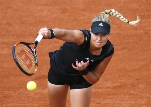 Mladenovic lần thứ tư đánh bại tay vợt trong Top 10 thế giới