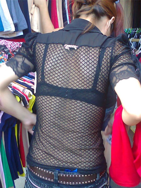 Thời trang phản cảm