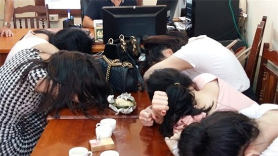 hoa hậu, người đẹp, hotgirl, bán dâm