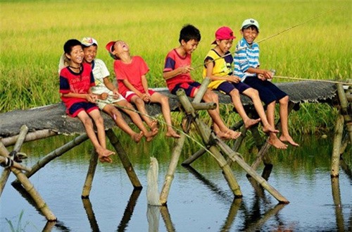 Khó hiểu khi chị em sợ cho con về quê nghỉ hè! - 1