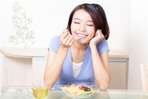 Lời khuyên giúp ăn ngon miệng hơn trong ngày nắng nóng - 1