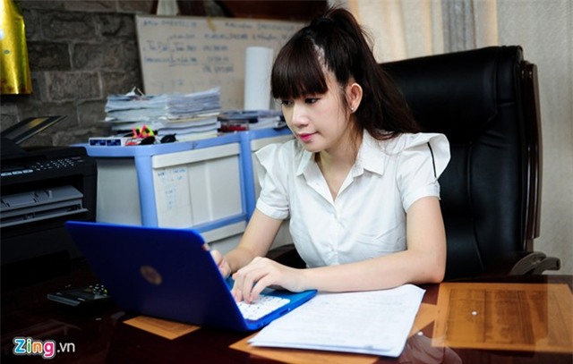 Một ngày tất bật của Minh Hà khi Lý Hải vắng nhà