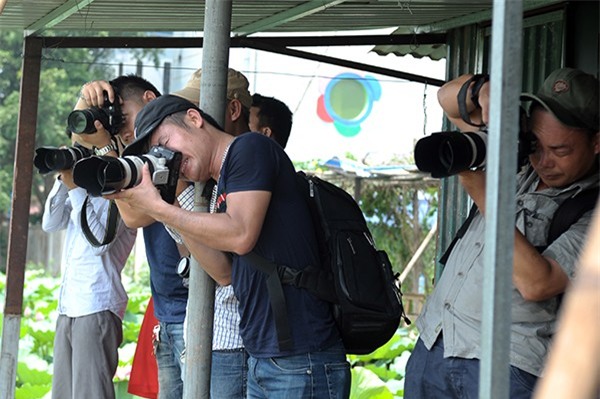 áo yếm lưng trần