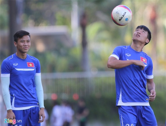 U23 Việt Nam thoải mái vui đùa trong buổi tập thả lỏng
