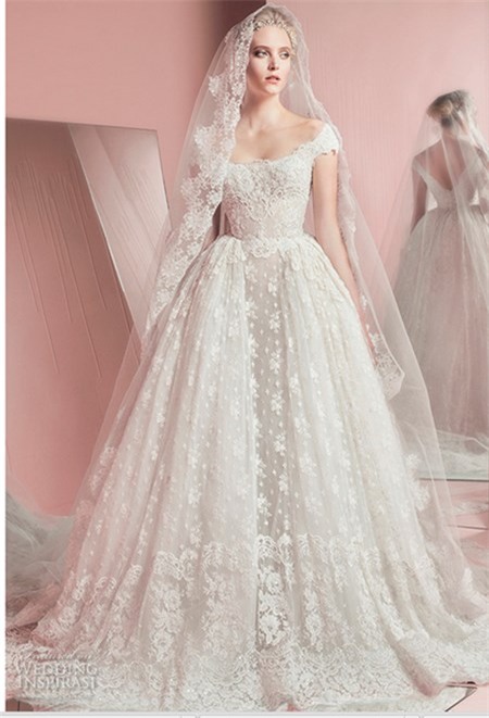 Nin tho truoc ve dep cua 17 chiec vay cuoi trong mo