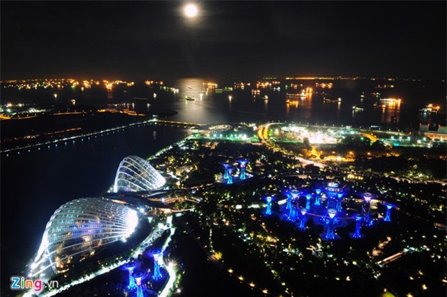 Pháo hoa rực sáng SVĐ quốc gia Singapore