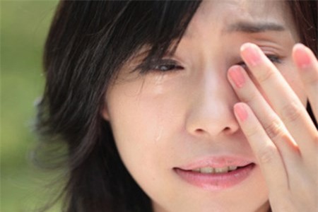 Sợ hãi khi phát hiện mình có thai với chồng cũ - 1