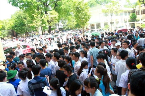 Kỳ thi đã thu hút hơn 43.000 thí sinh tham gia