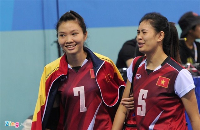 Bóng chuyền nữ VN thắng thuyết phục ngày ra quân SEA Games