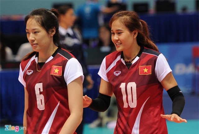Bóng chuyền nữ VN thắng thuyết phục ngày ra quân SEA Games