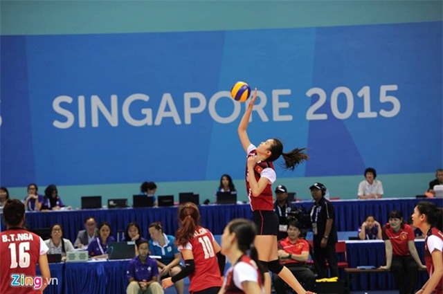 Bóng chuyền nữ VN thắng thuyết phục ngày ra quân SEA Games