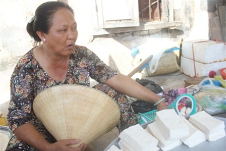 Phan Thị Kim Hoa, cử nhân luật, đòi công bằng, 55 tuổi, hiếu học