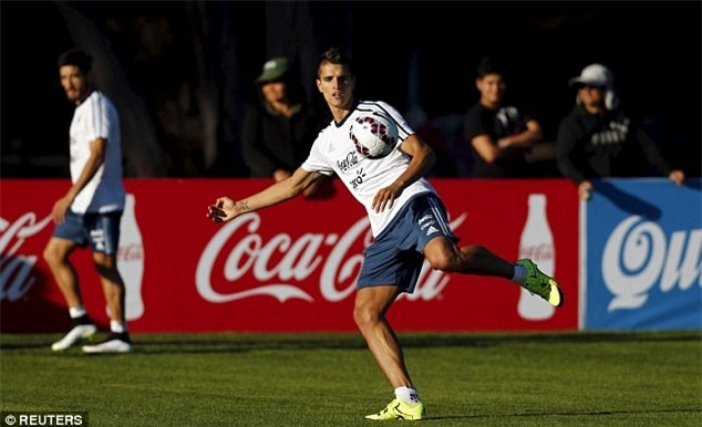 Messi bảnh bao trở lại Nam Mỹ chinh phục Copa America
