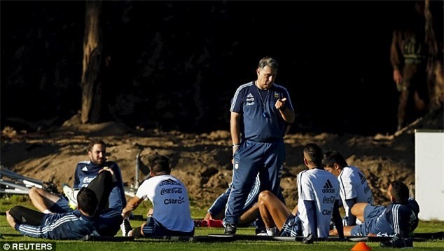 Messi bảnh bao trở lại Nam Mỹ chinh phục Copa America