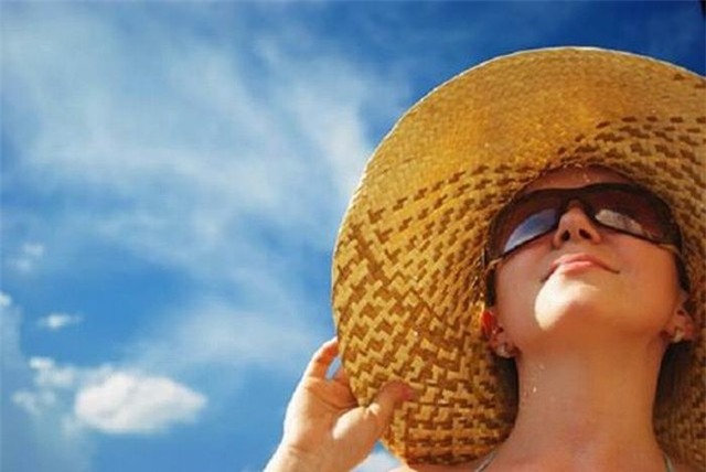 Phương pháp để da không bắt nắng vào ngày hè